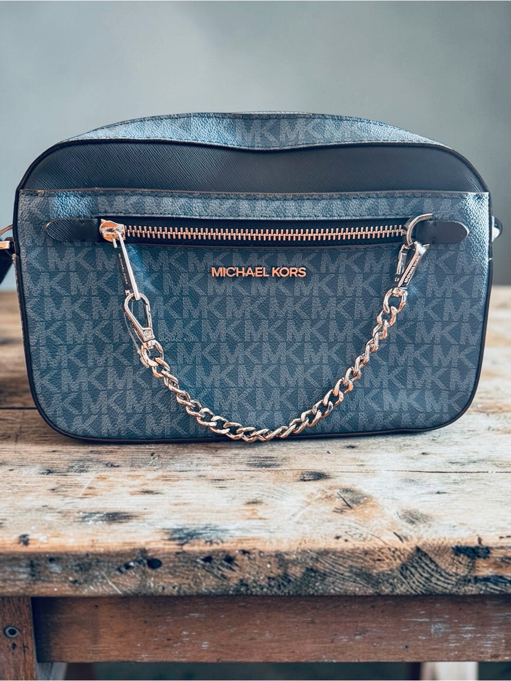 Michael Kors Navy MK Jet Setter Crossbody